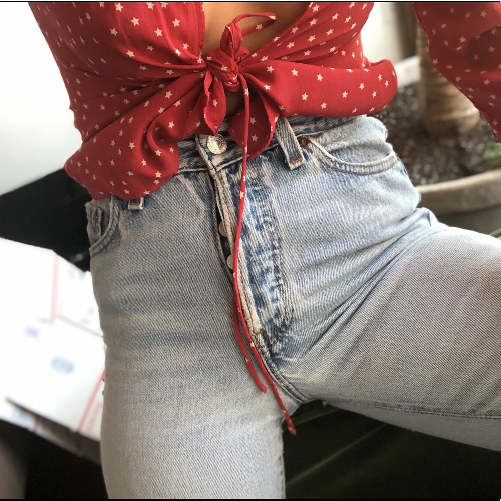 🚫SOLD🚫Vintage 501 USA High Waisted re/done 24